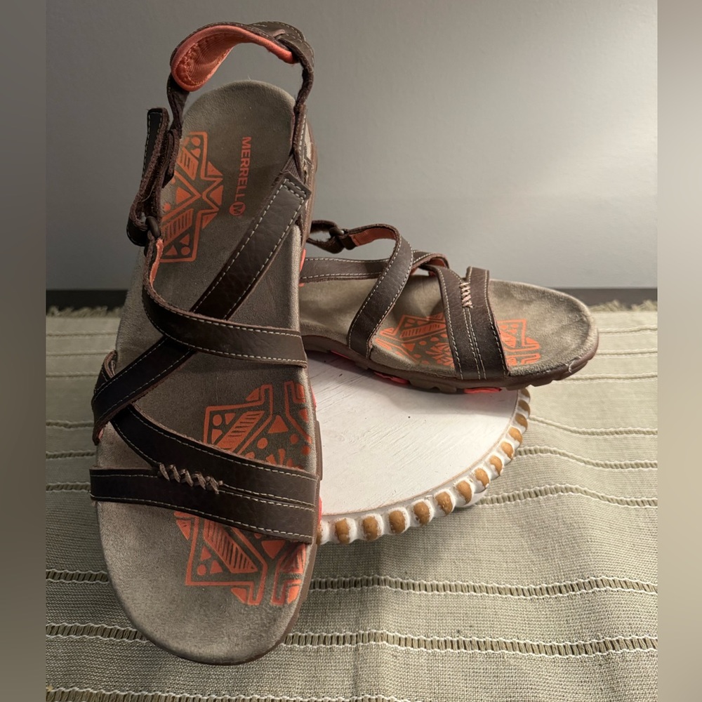 Merrill woman’s sandals